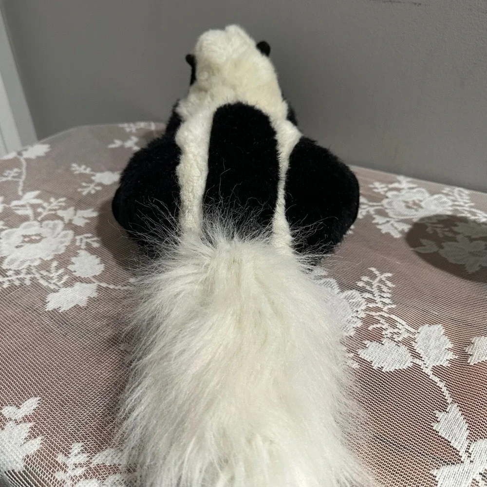Vintage Dakin Skunk Plush Hand Puppet 1985 Black White Stuffed Animal Toy‎ Korea